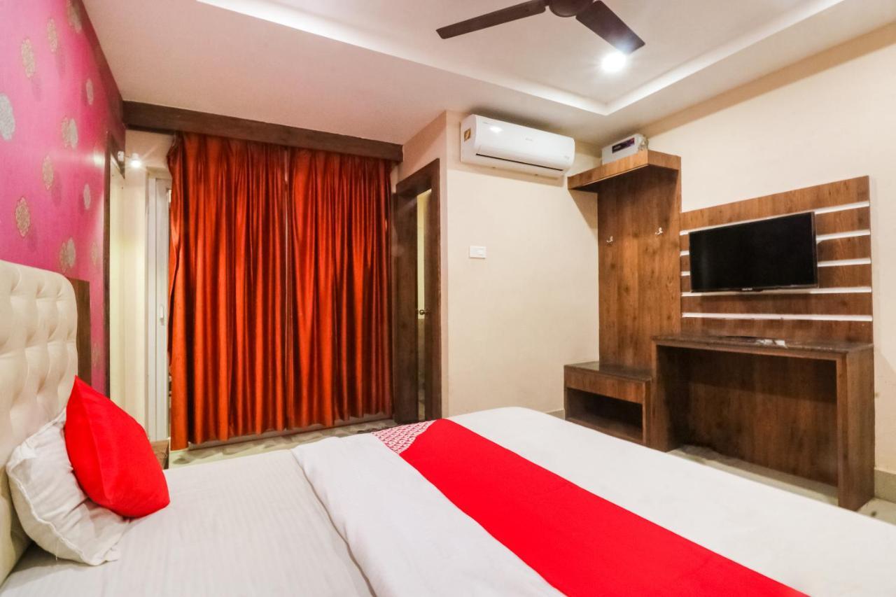 Spot On 60308 Sai Palace Hotel